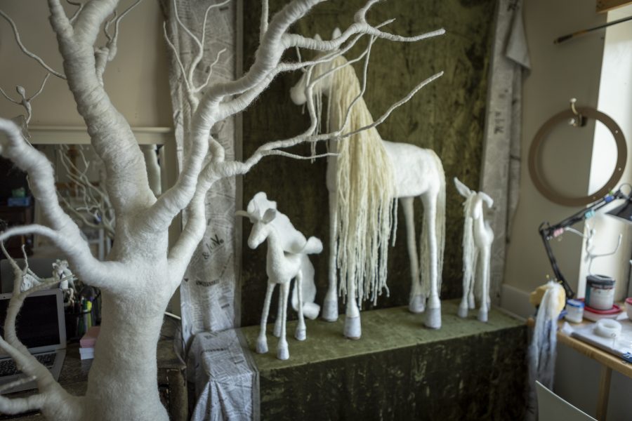The Tree and The White Wanderers, photo 5
